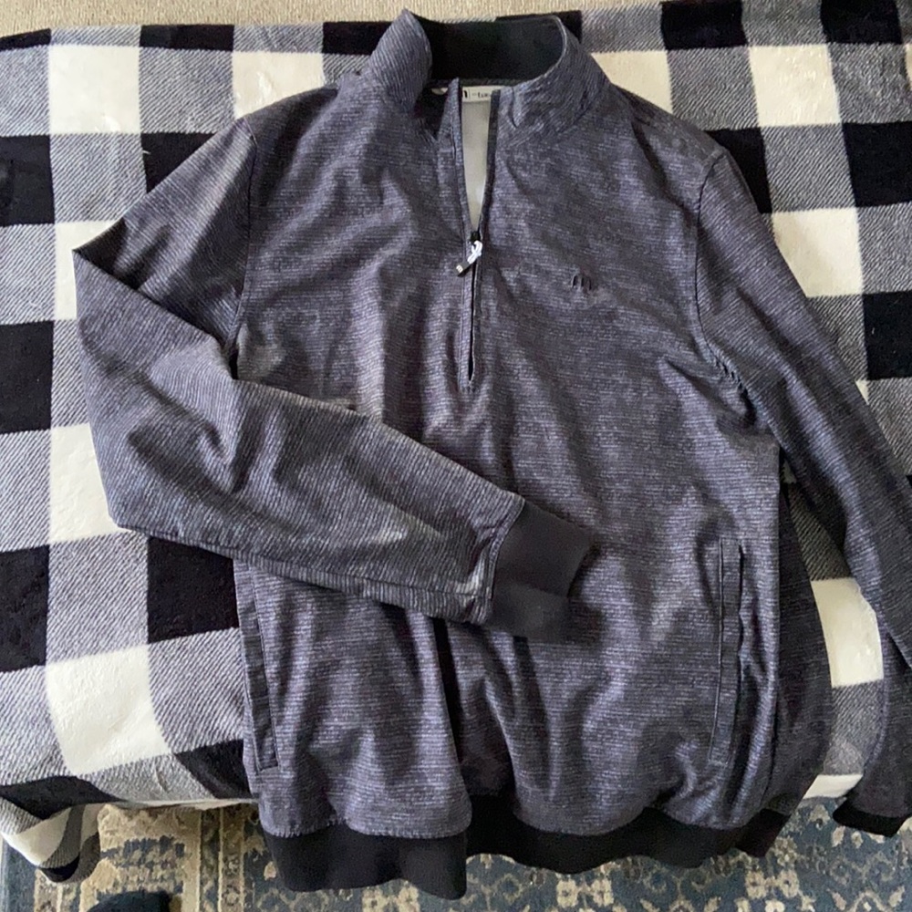 Travis Mathew golf 1/4 zip